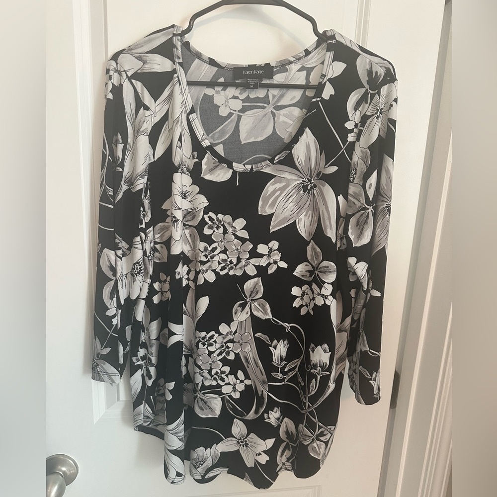 Karen Kane Floral Black and White Women Top